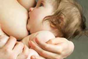 Karmienie piersią – korzyści dla dziecka i matki