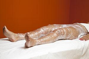 Body wrapping – skuteczny zabieg antycellulitowy i wyszczuplający