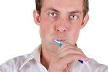 Jak prawidłowo szczotkować zęby?